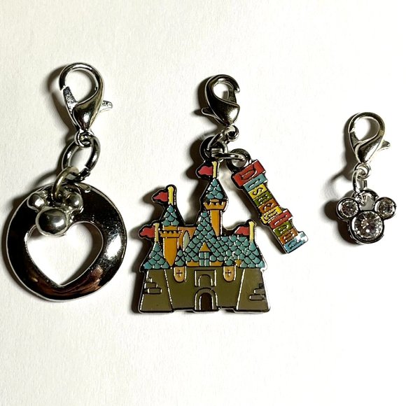 Vintage Disney 3 Charm Lot Cinderella Castle Crystal Mickey Mouse Heart Clip On - Picture 6 of 8